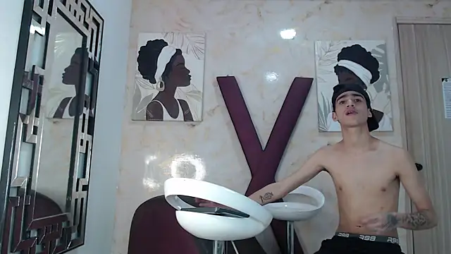 PRETTY_LOVERS1 Live XXX-Chat