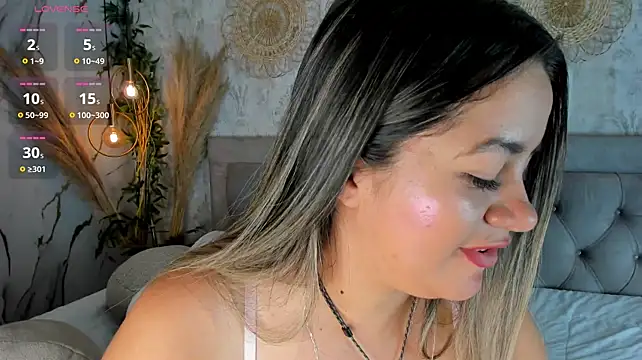 Онлайн чат XXX Leidy_2026
