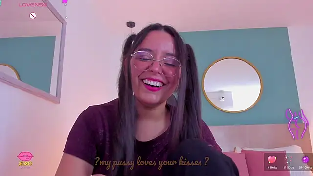 Онлайн чат XXX lucy_blue28