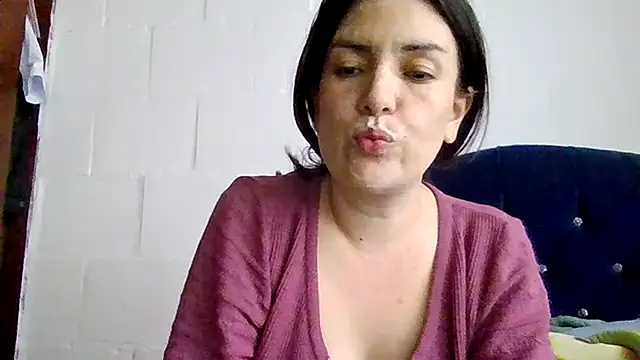 princessbella93 Chat XXX in diretta