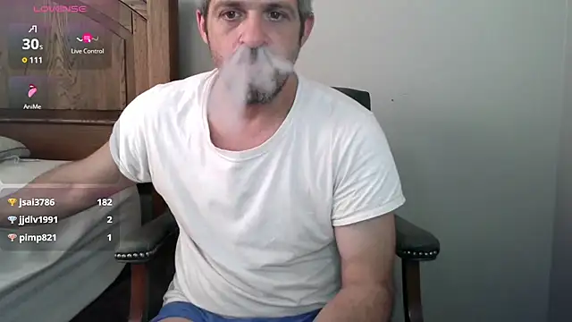 Chat XXX en directo de Troyt87