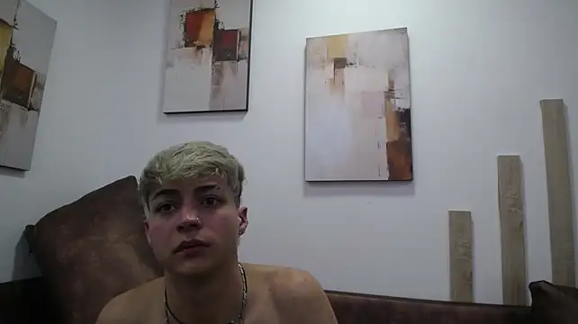 Show Webcam de Ari_Stonne
