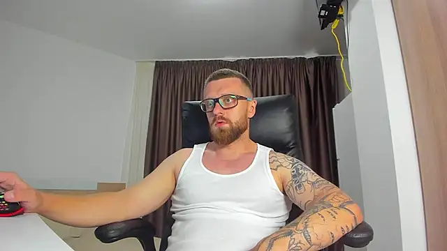 Findom_guy – Kamerová šou