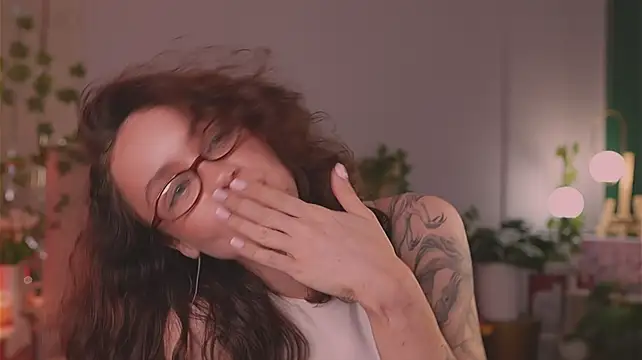 Meow_Nancy Chat XXX in diretta