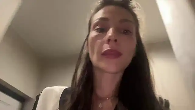 Chat +18 de BirchenEuropa1 ao vivo