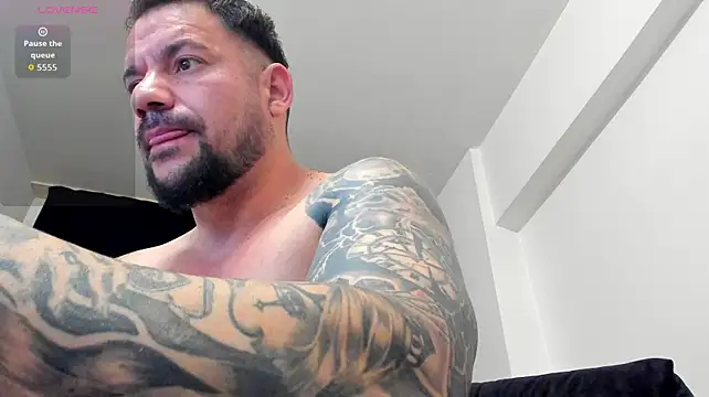 Živý XXX chat musclemonster31