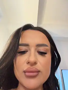 Katty_Pery Adlı Modelin Web Kamerası Şovu