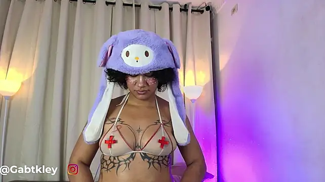 Gabtkley Chat XXX live