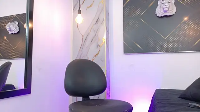Chat +18 de theronnyone ao vivo