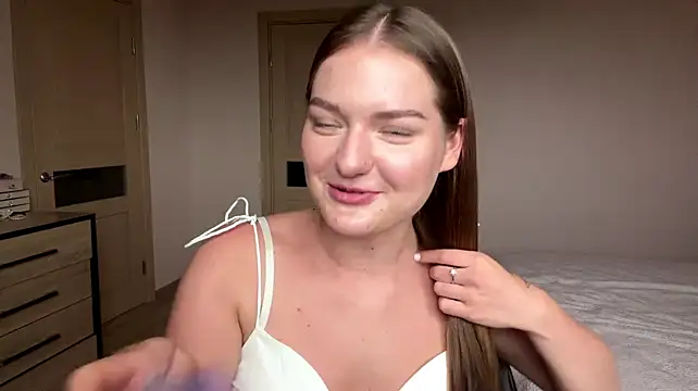 Show modela LizettoFortuna na web-kameri