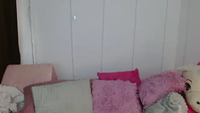 Danna_Myst Adlı Modelin Canlı XXX Sohbeti