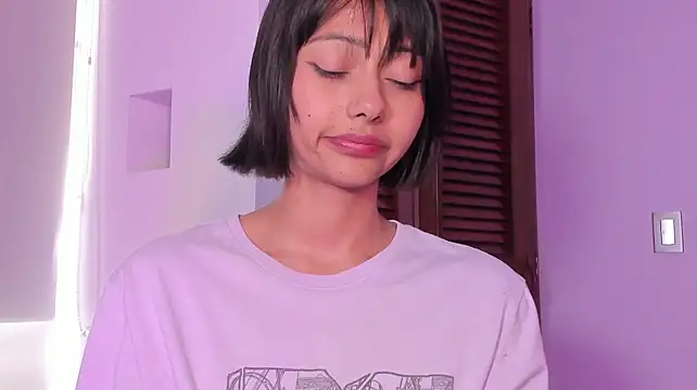 Londonttipton's Live XXX Chat