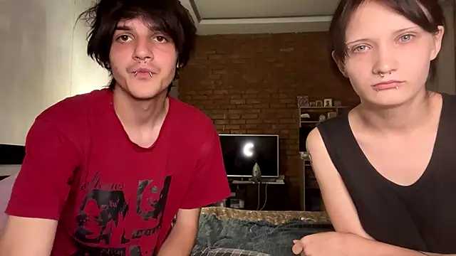 altycouple's Live XXX Chat