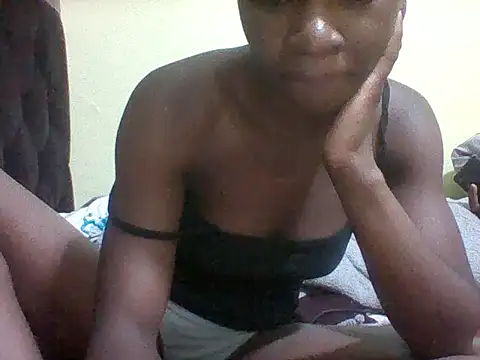 Show modela kadolie na web-kameri