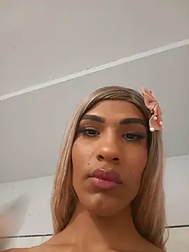 Valentina-2003 Chat XXX in diretta