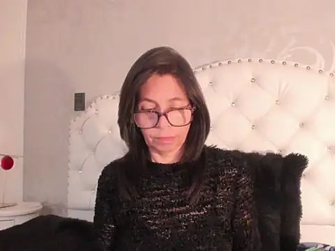 Chat +18 de lena_gray ao vivo
