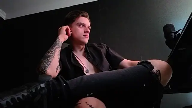 FelixStarkk webkamerás műsora