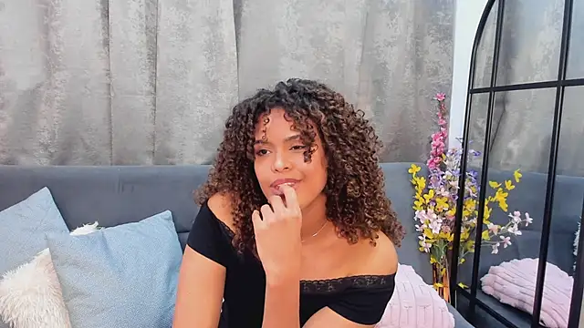دردشة Amelia_bss الجنسية المباشرة