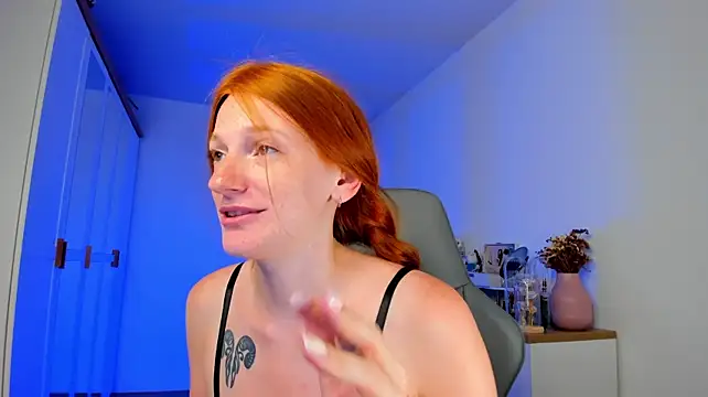 Aliceginger99 live XXX chat