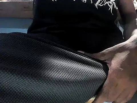 Živý XXX chat Precumking1