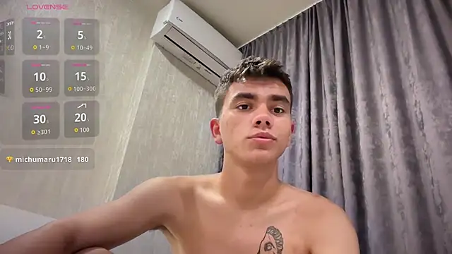Just_Max02 Chat XXX live