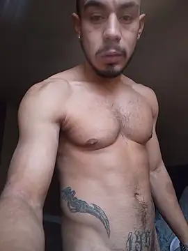 Taylor_DiamondBoy élő XXX-chatje