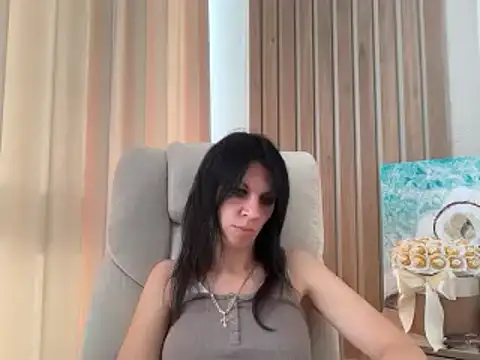 InjaAtHome élő XXX-chatje