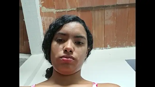 XXX chat uživo modela Cataleya_ja