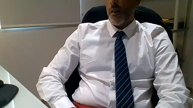 66MA69 Show Webcam