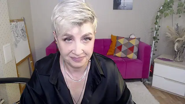 Chat +18 de sexy_milffa ao vivo