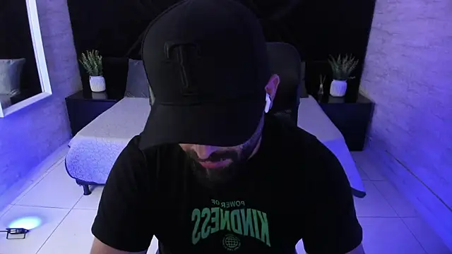 Show de jhon_bear03 na webcam
