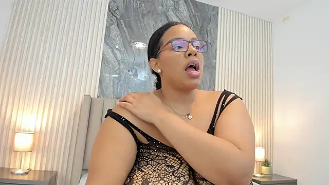 Tiana-Moon live XXX chat