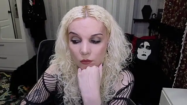 XXX chat uživo modela NancyAddams