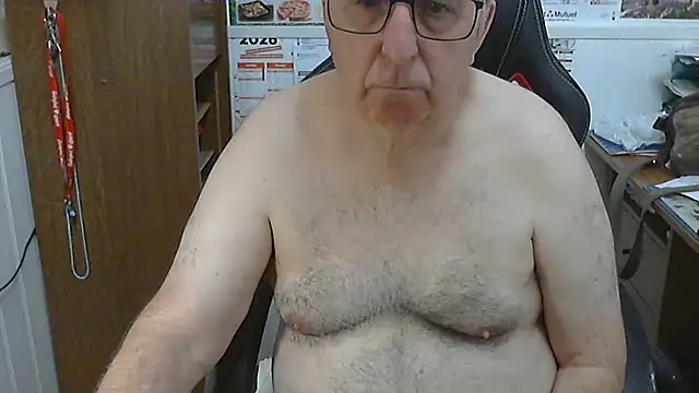 momololo7261 Webcam show