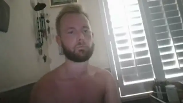 Czat XXX na żywo – FLAcloudydick