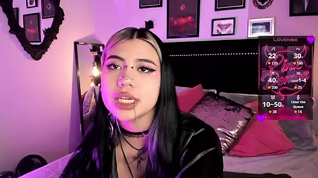 Czat XXX na żywo – pinkk_deemon