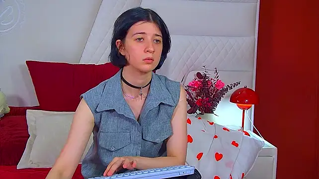 AnneAvelin 现场XXX聊天