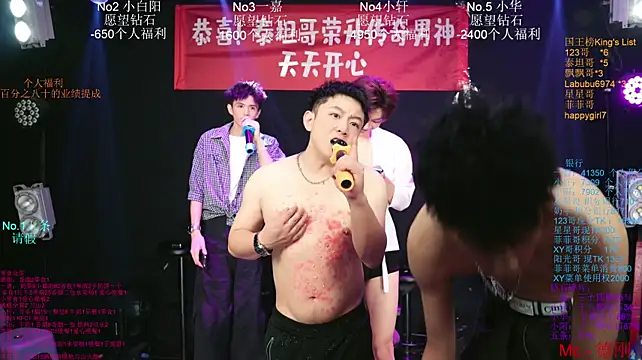 Zouzouboy-001's Live XXX Chat