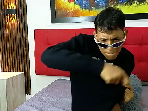 XXX chat uživo modela _Benjamin11