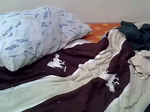cutiebreey's Webcam Show