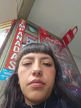 Cute_hollywood1 Show in webcam