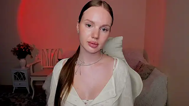 MishkaMe's Live XXX Chat