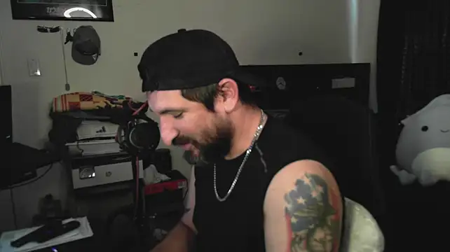 DevilPup75_ Live XXX-chat