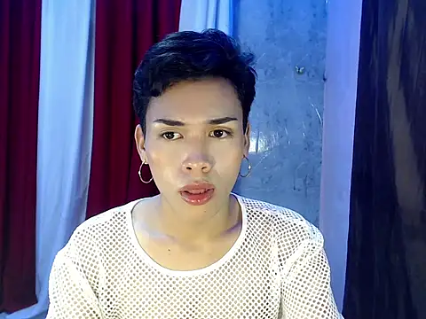ur_hottestfemboy Show Webcam