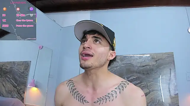 James-06's Live XXX Chat