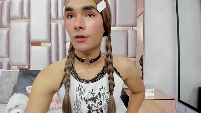 MiaBunyn Webbikameraesitys
