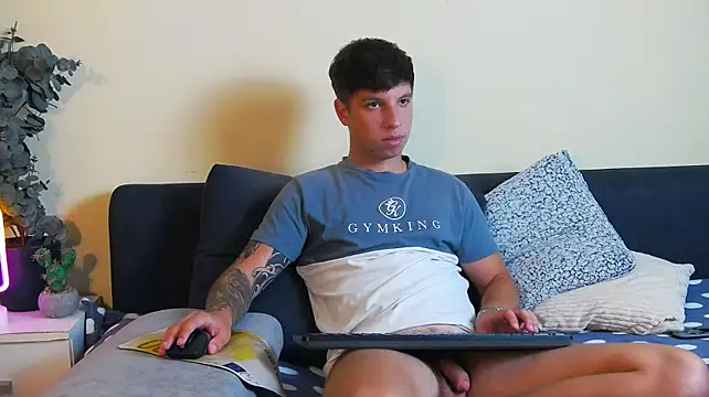 XXX chat uživo modela ThomasEdisonn
