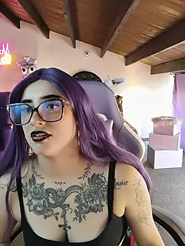 LilithDark666's Live XXX Chat