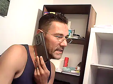 mastercharisma35's Webcam Show