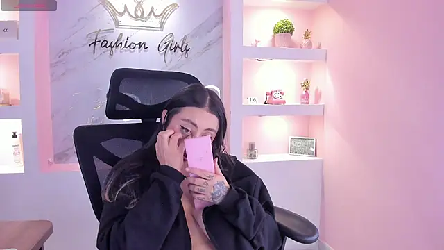 SarahCastro1_ Live XXX-chat